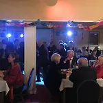 Отель Hoxter Am Jakobsweg Хокстер