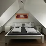 Hoxter Am Jakobsweg 3* Хокстер