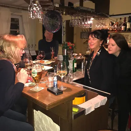 Szálloda Hoxter Am Jakobsweg 3*