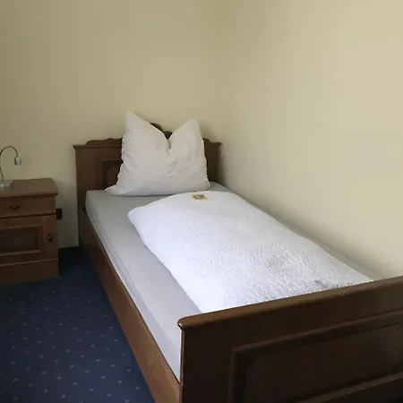 Hotel Hoxter Am Jakobsweg 3*